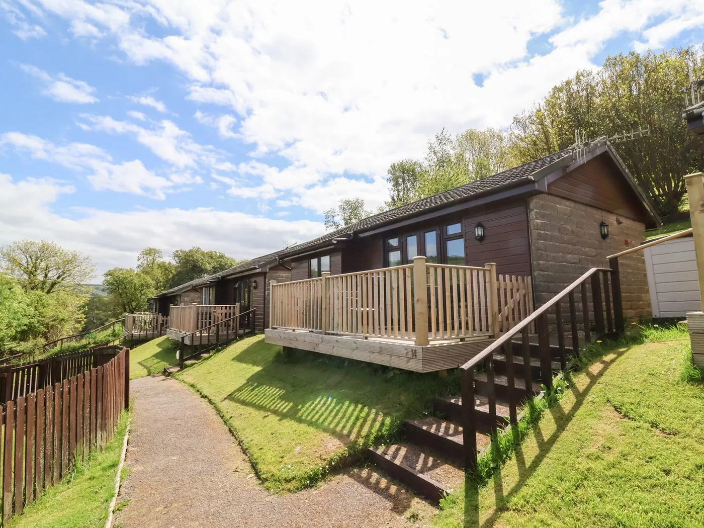 14 Manleigh Park