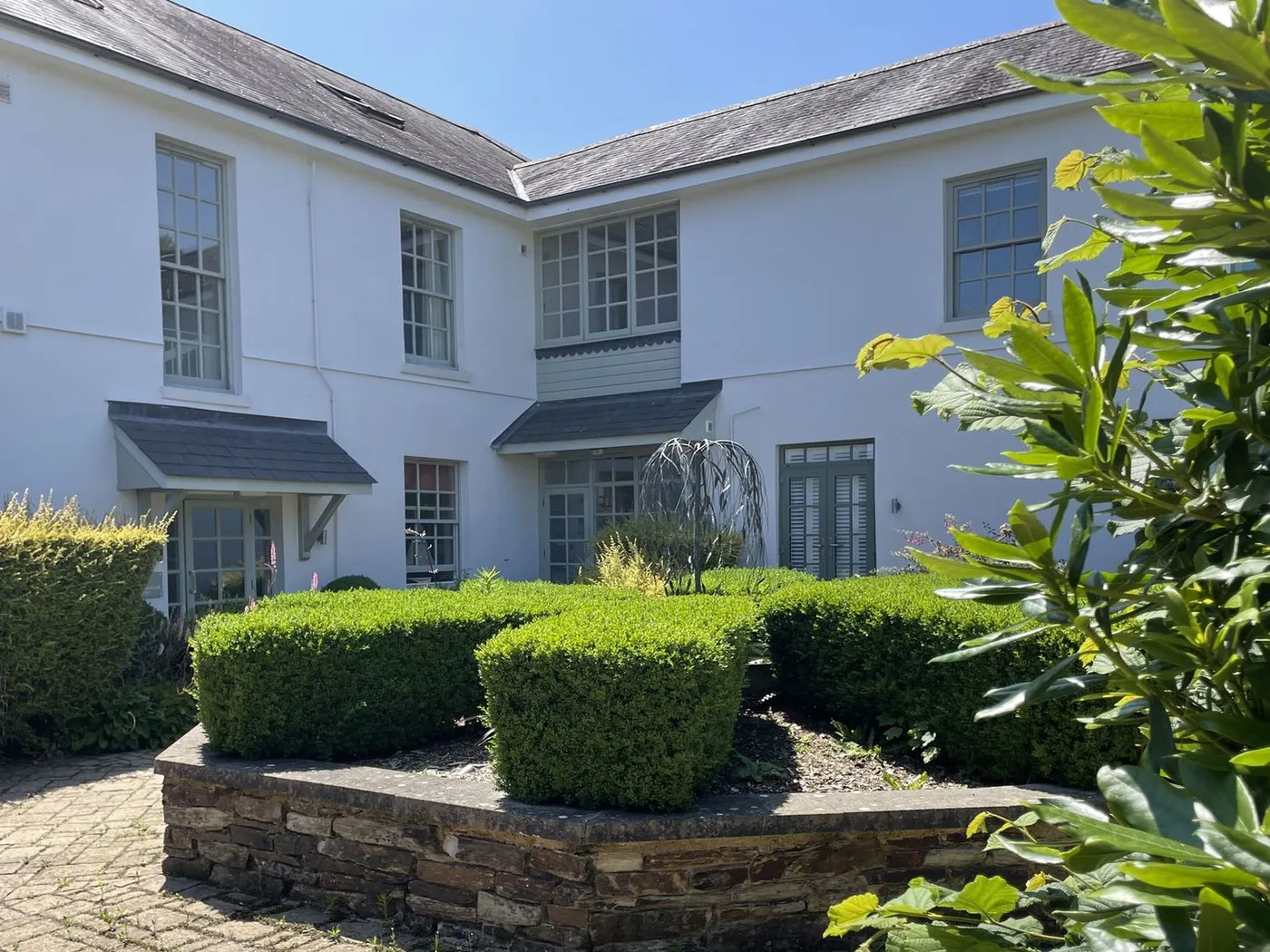 2 The Manor House, Hillfield Village