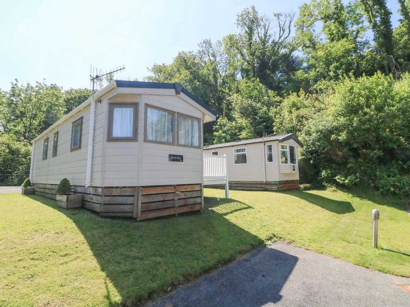 26 Manleigh Park