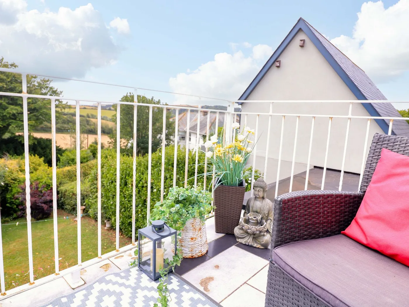 3 Chantry Hill