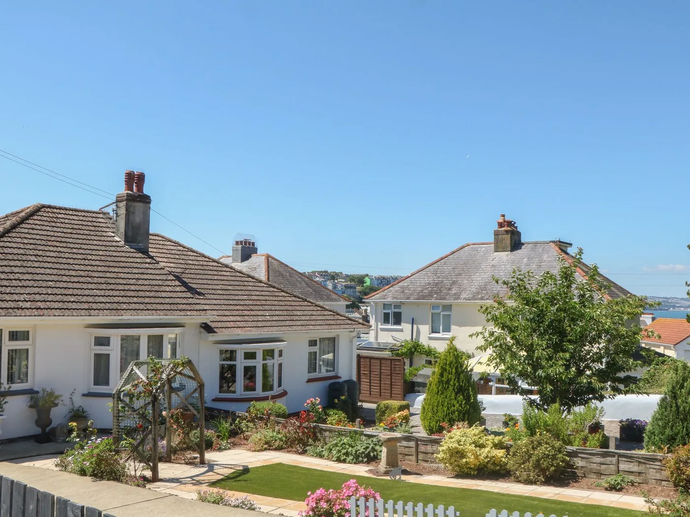 3 Heath Park