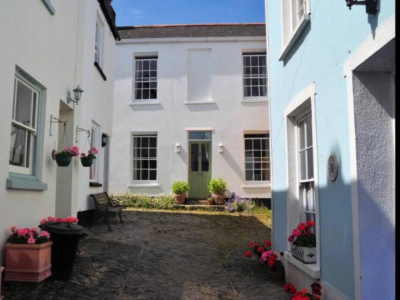 Anchor House