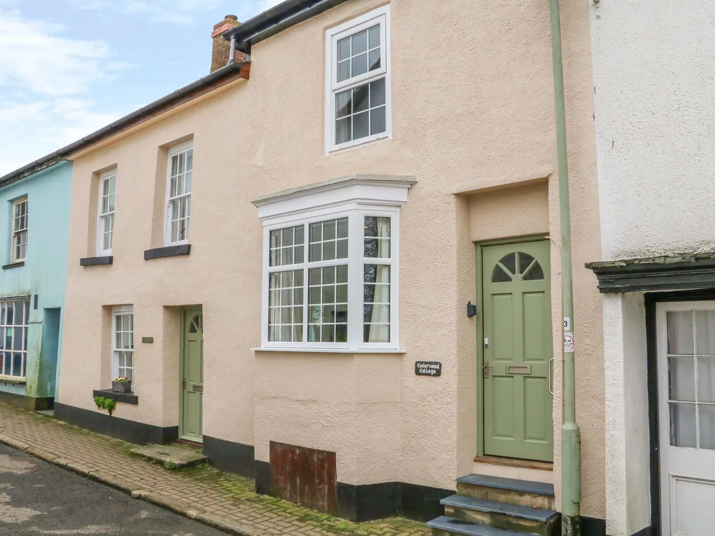 Cedarwood Cottage