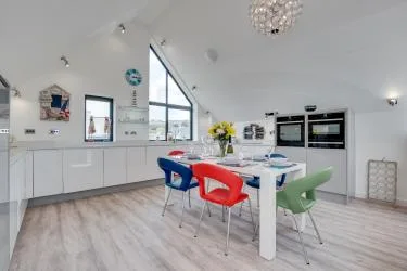 Dormy House
