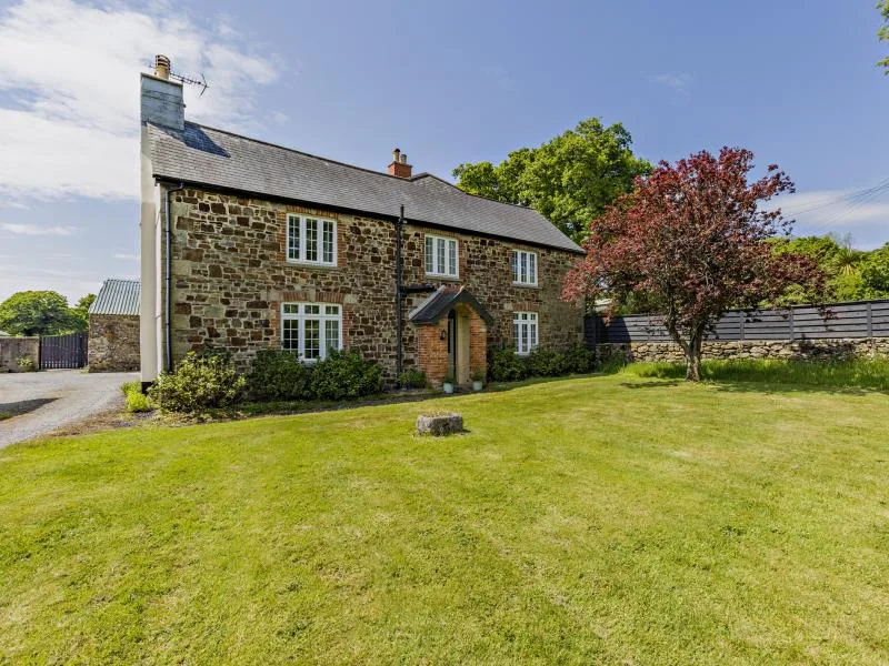 Estrayer Park Farmhouse