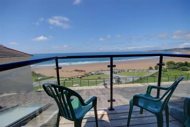 Flat 24 Clifton Court