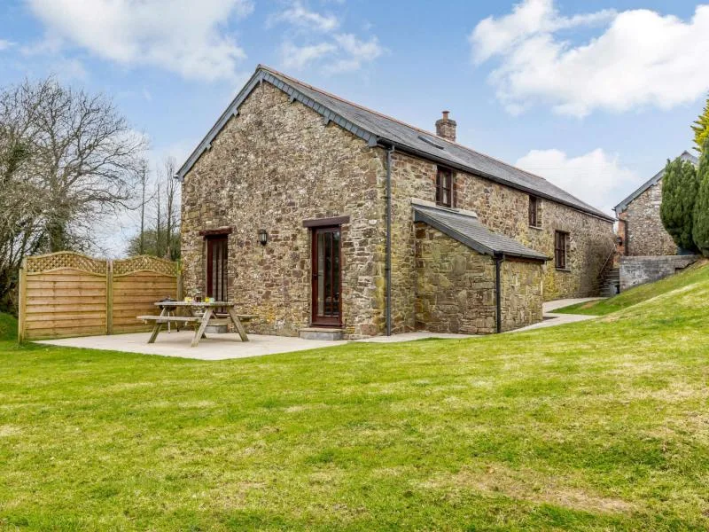Greylands Meadowsweet Barn