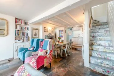 Guillemot Cottage