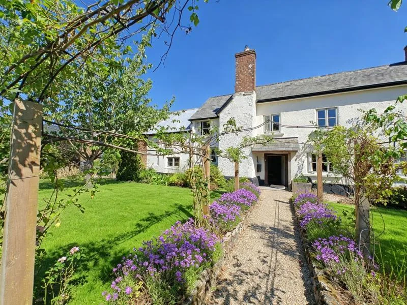 Hackhams Farm Cottage