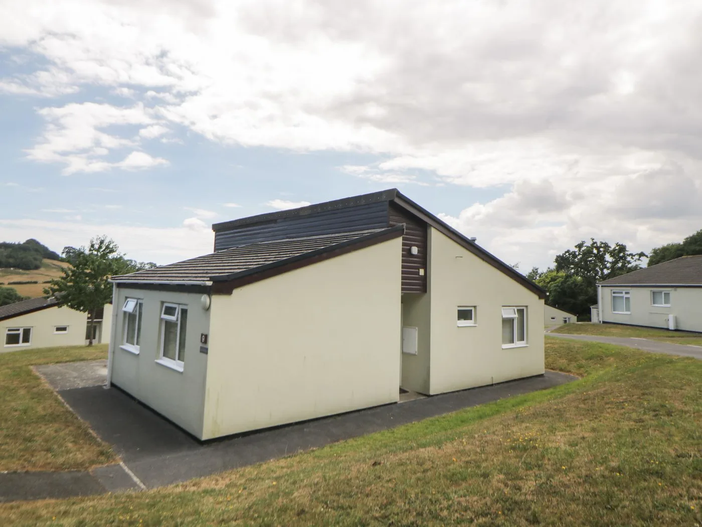 Harcombe House Accessible Pet Friendly&nbsp;Bungalow