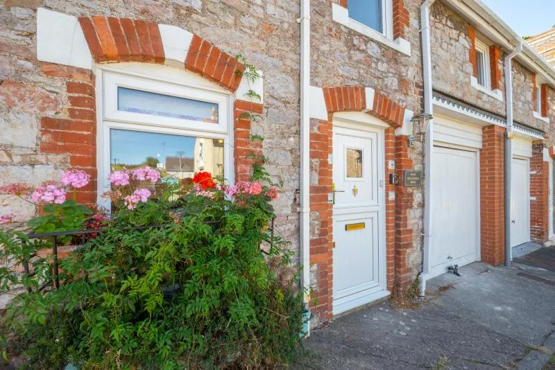 Honey Cottage Mews