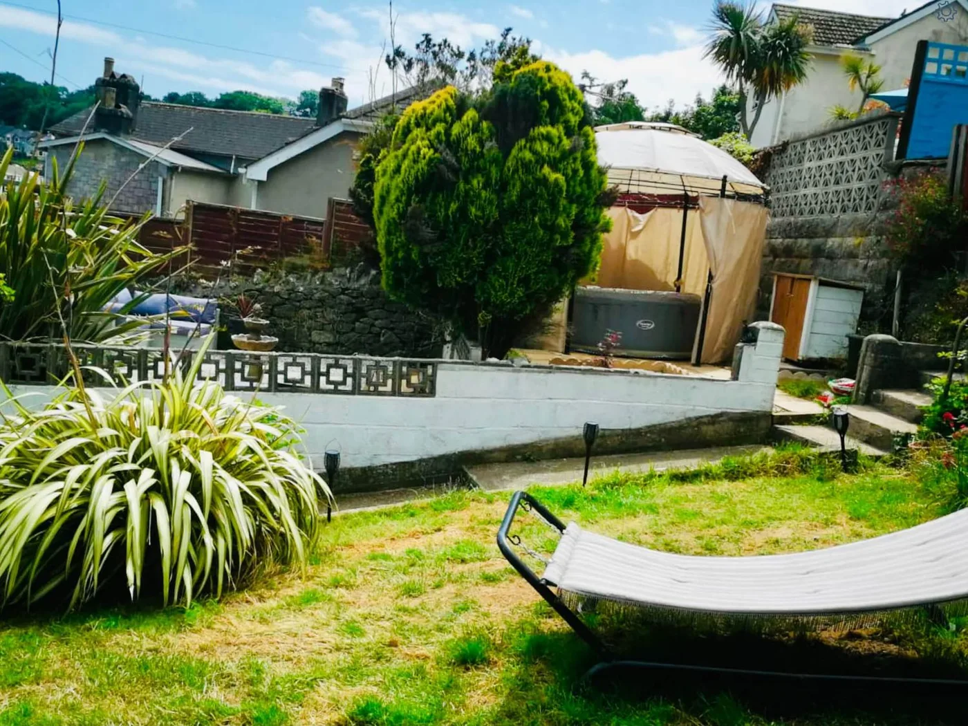 House - Sleeps 7 - Garden - Pets Ok - Parking