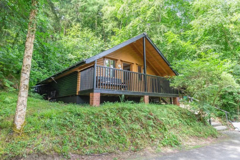 Hunters Lodge