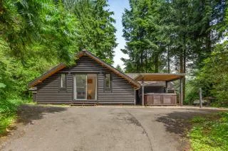 Kingfisher Lodge
