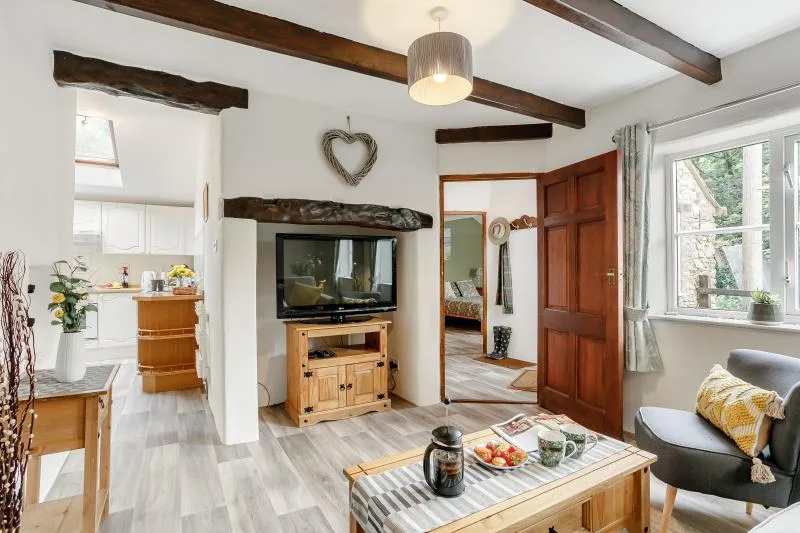 Larch Cottage