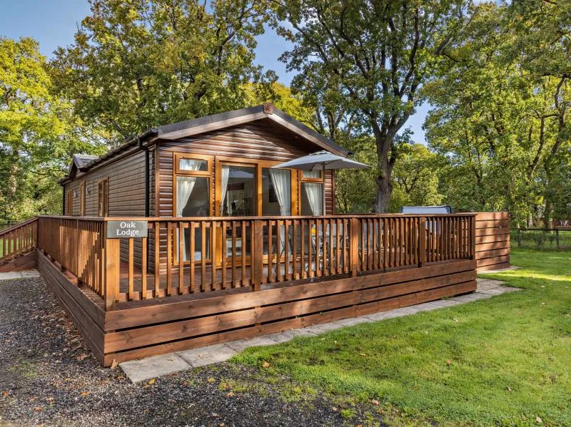 Oak Lodge