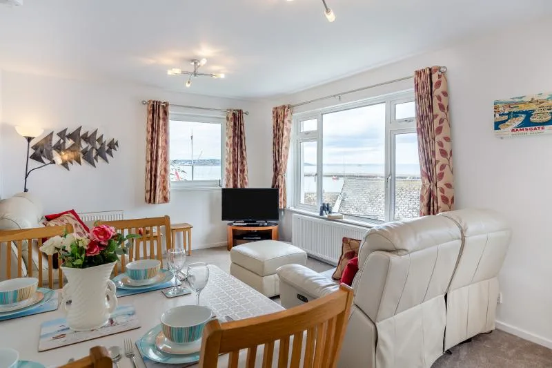 Red Sails - Dolphin Court Brixham