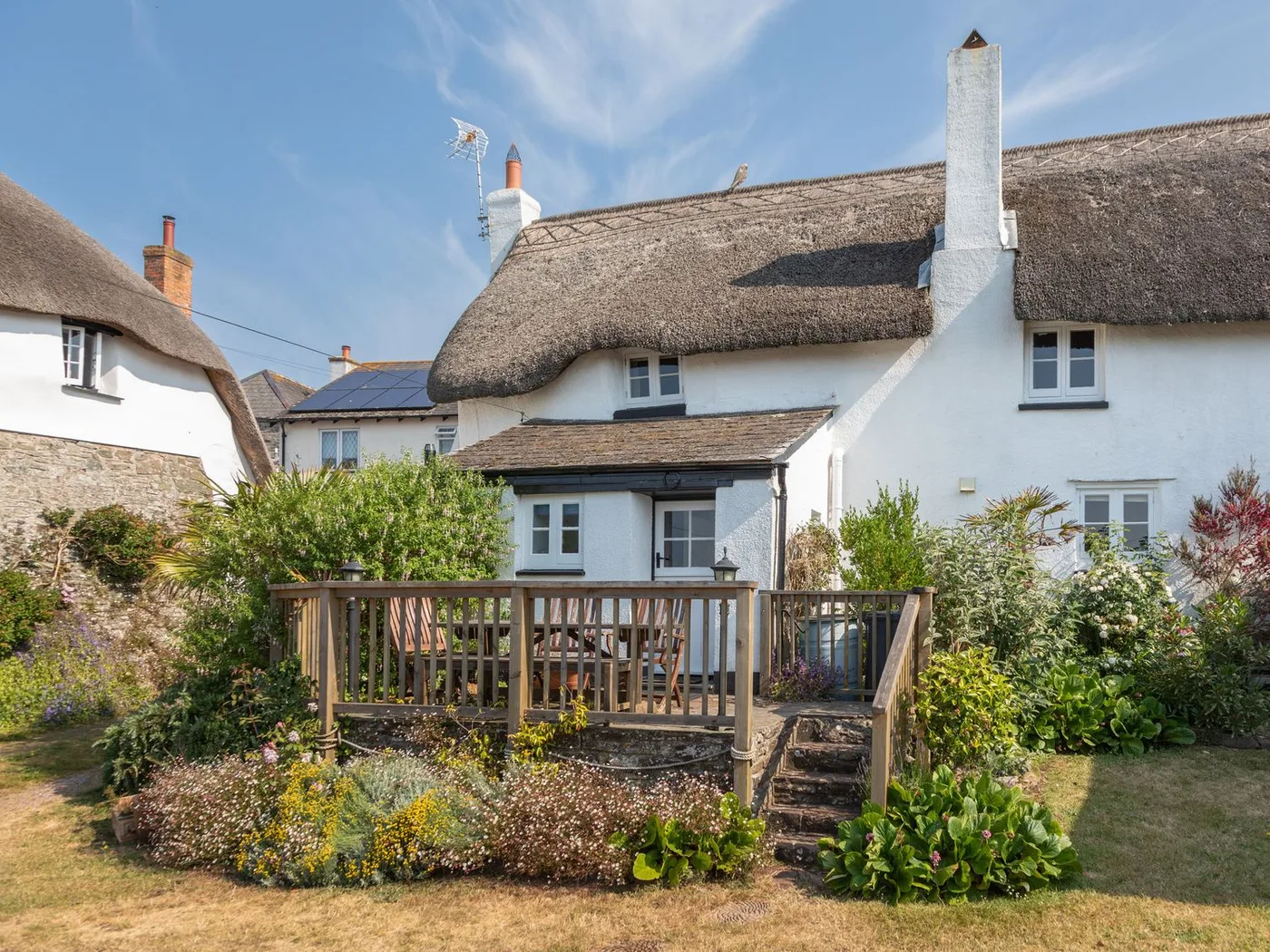 Rose Thatch