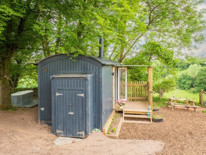 Sunnyside Shepherds Hut