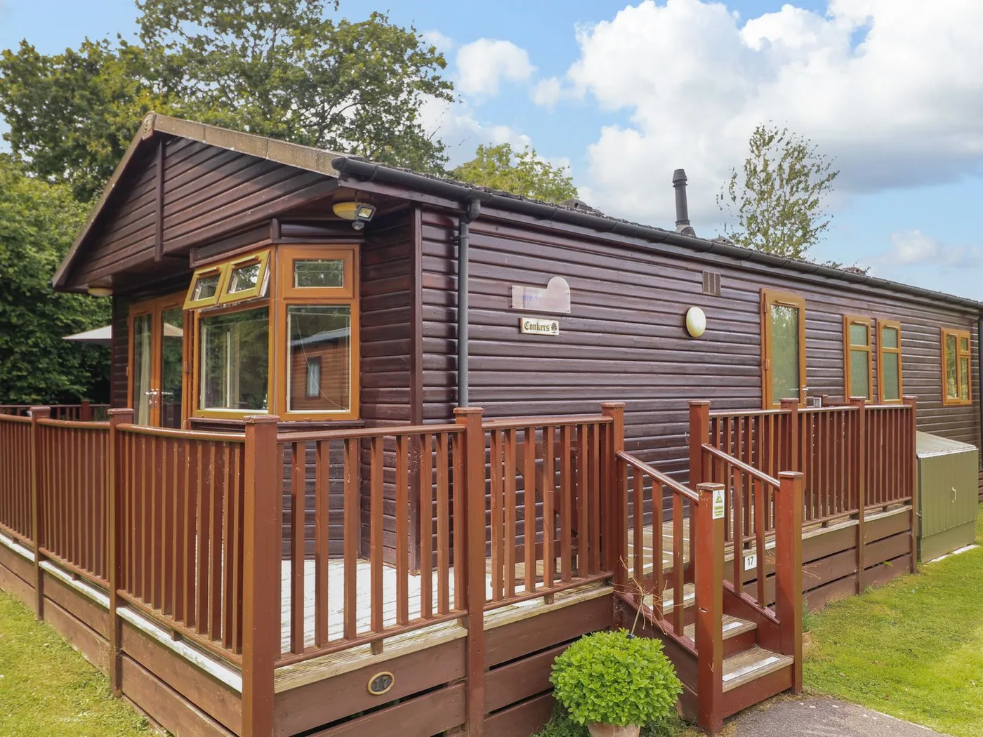 The Brambles 17 - Conkers Lodge