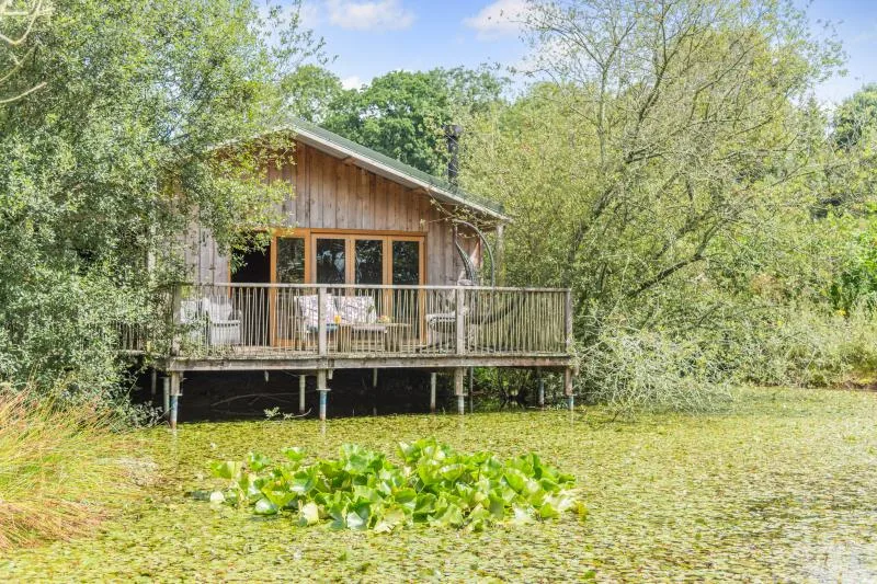 The Lake Island Hideaway