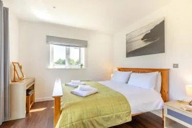 Tyra Cottage