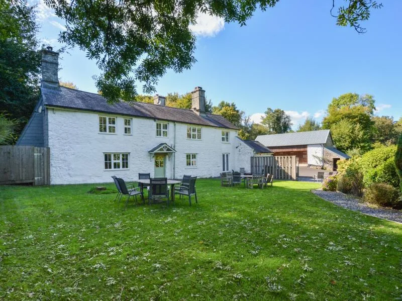 Vale House
