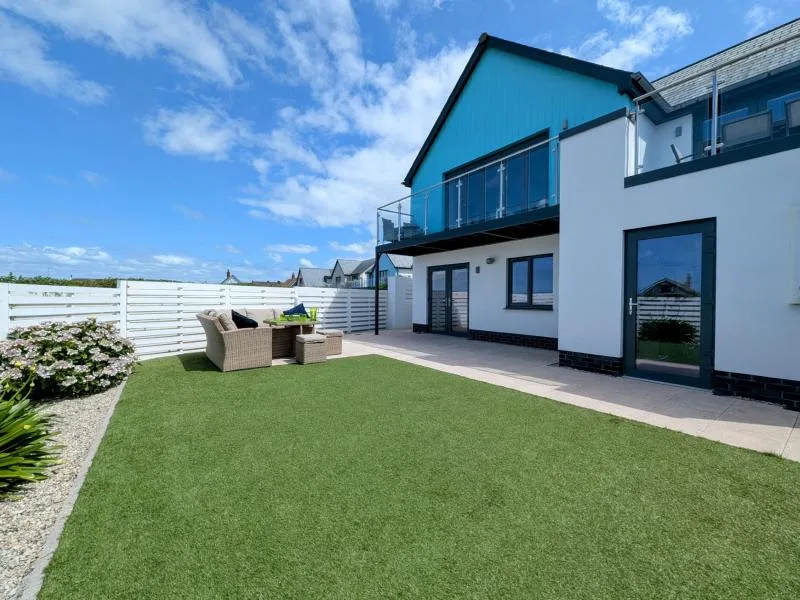 Wilkey's Beach House