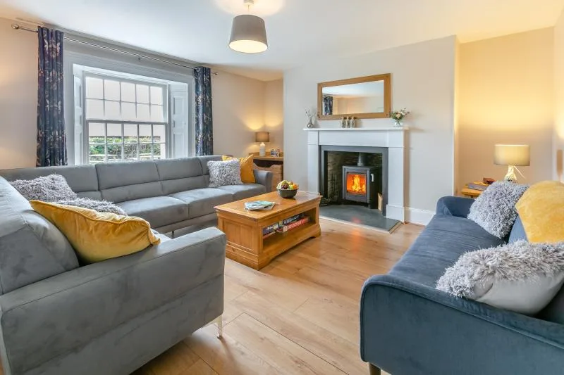 Wistlandpound Farmhouse - Sleeps 10